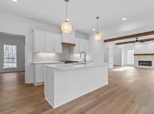 4715 Creek Point Ln, Signal Mountain, TN 37377