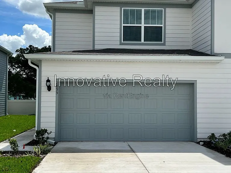 2895 Clever Ln — Photo 1