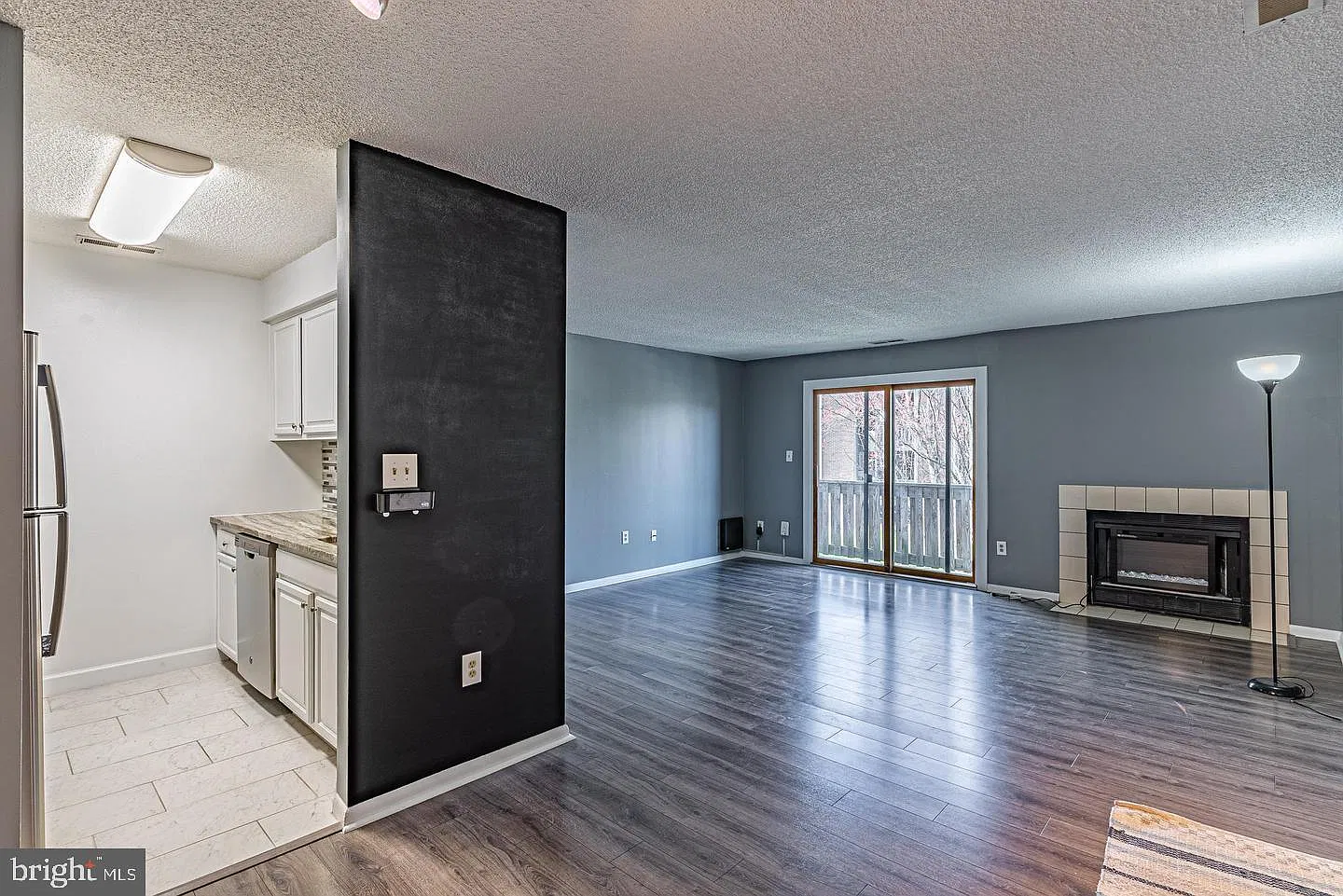 1 bed, 1.0 bath, 775 sqft, $1,900 — Photo 4