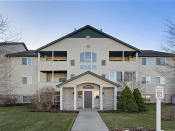 8645 S Jasonville Ct SE #172, Caledonia, MI 49316