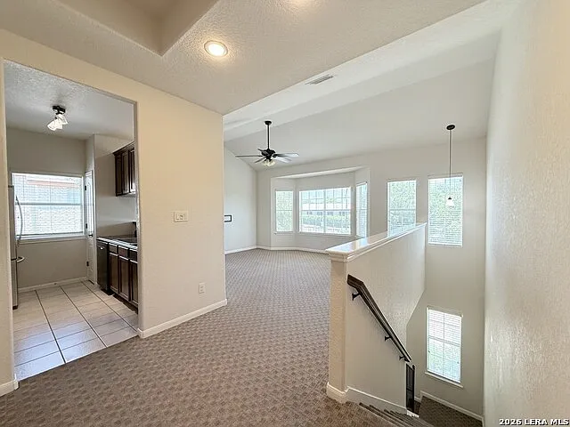 3 bed, 2.5 bath, 1476 sqft, $1,695 — Photo 4