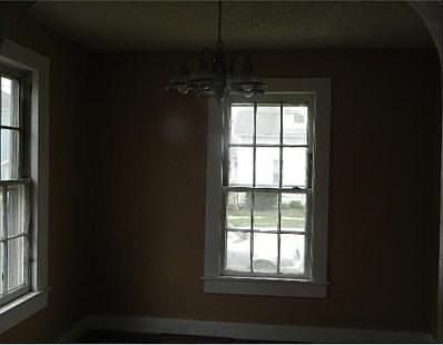 5th image of 216 Olive St