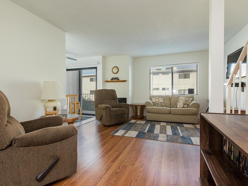 Living Area looking towards balcony