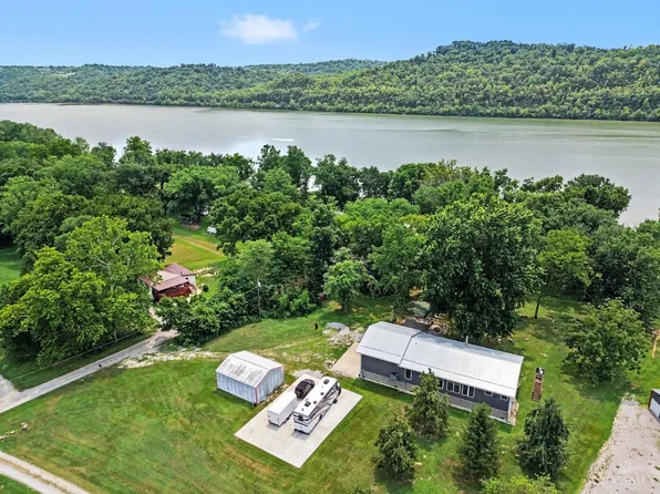 71 Center St, Georgetown, OH 45121