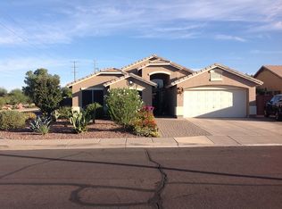 2012 E Smoke Tree Rd, Gilbert, AZ 85296