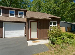 18 Wake Robin Rd, Malta, NY 12020