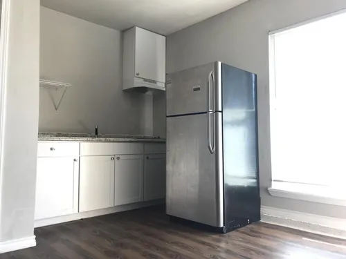 1609 1st St Photo 1