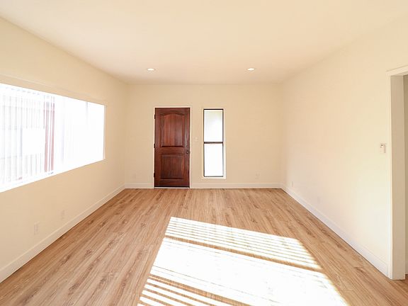 2nd image of 1416 Amherst Ave APT 7