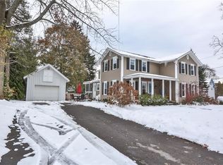 23 High St, Shortsville, NY 14548