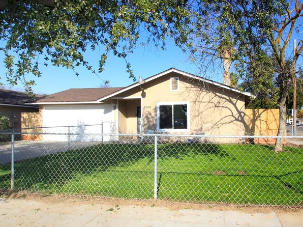 2108 W Hedges Ave, Fresno, CA 93728
