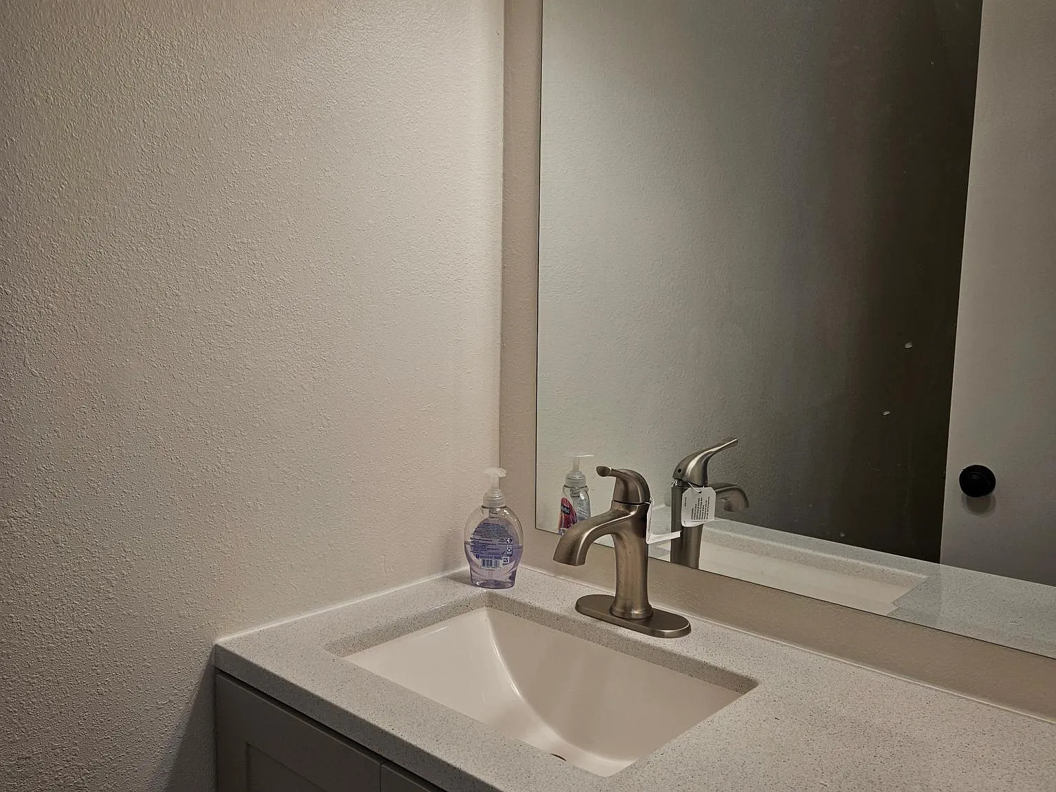 2 bed, 1.5 bath, 1000 sqft, $2,800 — Photo 4