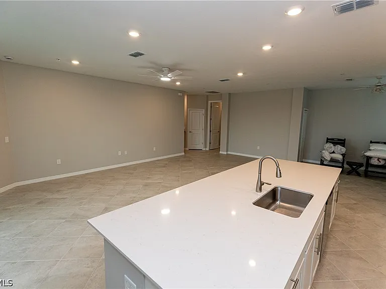 15908 Green Acres Ave #4421 — Photo 5