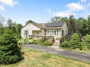 52 Moffat Rd, Washingtonville, NY 10992