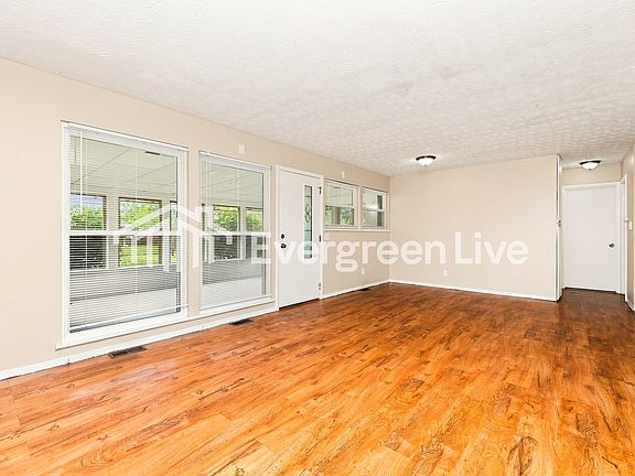 3rd image of 5280 Olentangy Dr