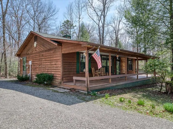 441 Walker Hollow Dr, Monterey, TN 38574