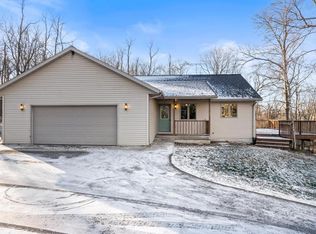 N5039 Hemlock St, Poynette, WI 53955