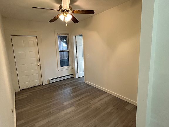 5th image of 28 Garnet St APT 2L