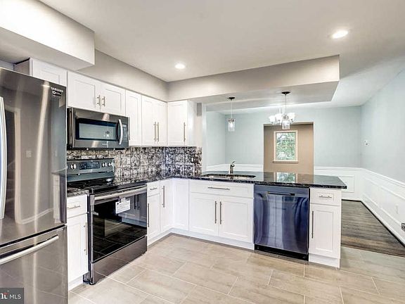 5th image of 2651 Centennial Ct