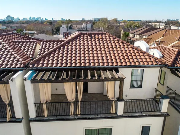 4224 Gibson St, Houston, TX 77007