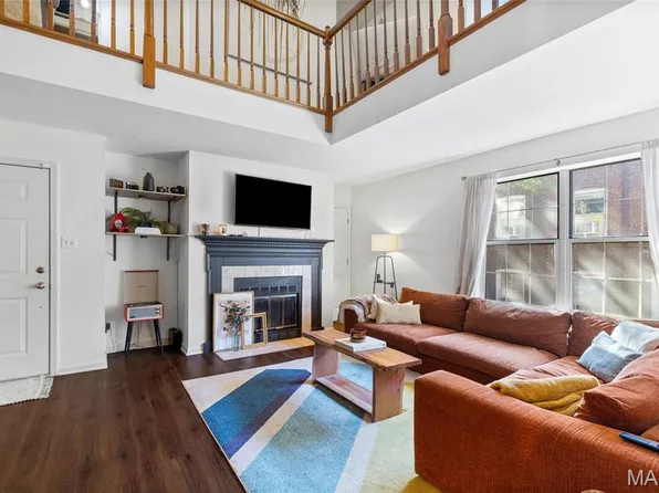 4235 W Pine Blvd APT 3, Saint Louis, MO 63108