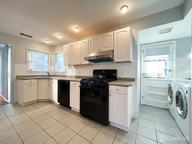 122 Vineyard Rd — Photo 8