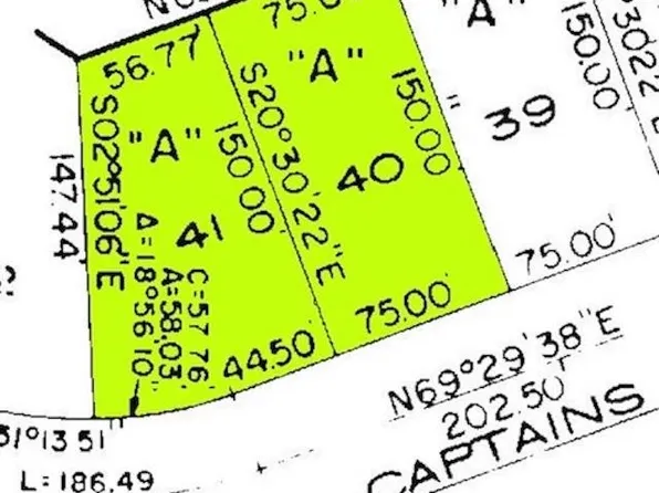 1-40 & 41 Captains Dr, Lanark, IL 61046
