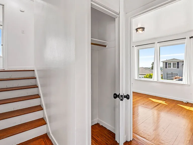 1796 Hickory Ave — Photo 15