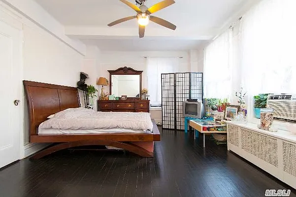 Sold by Century 21 American Homes | media 12