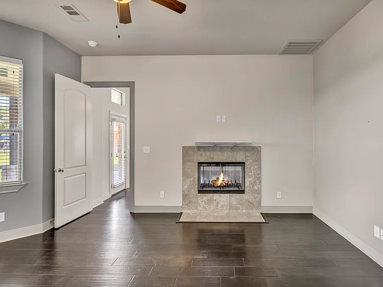 306 Enclave Cir — Photo 23