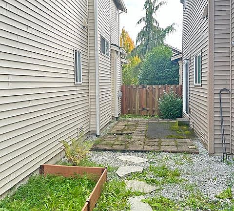 Side yard