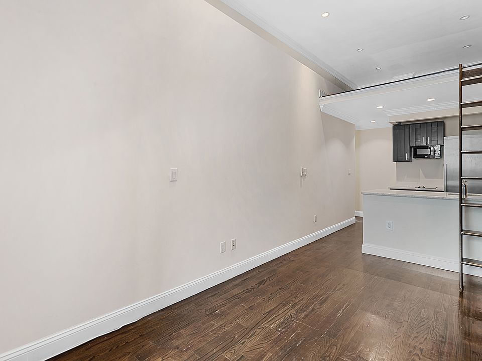 1st image of 316 W 14th St APT 8