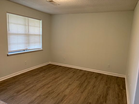 2nd image of 207A Lanier Rd #207A