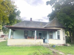 107 Sheridan St, Longview, IL 61852