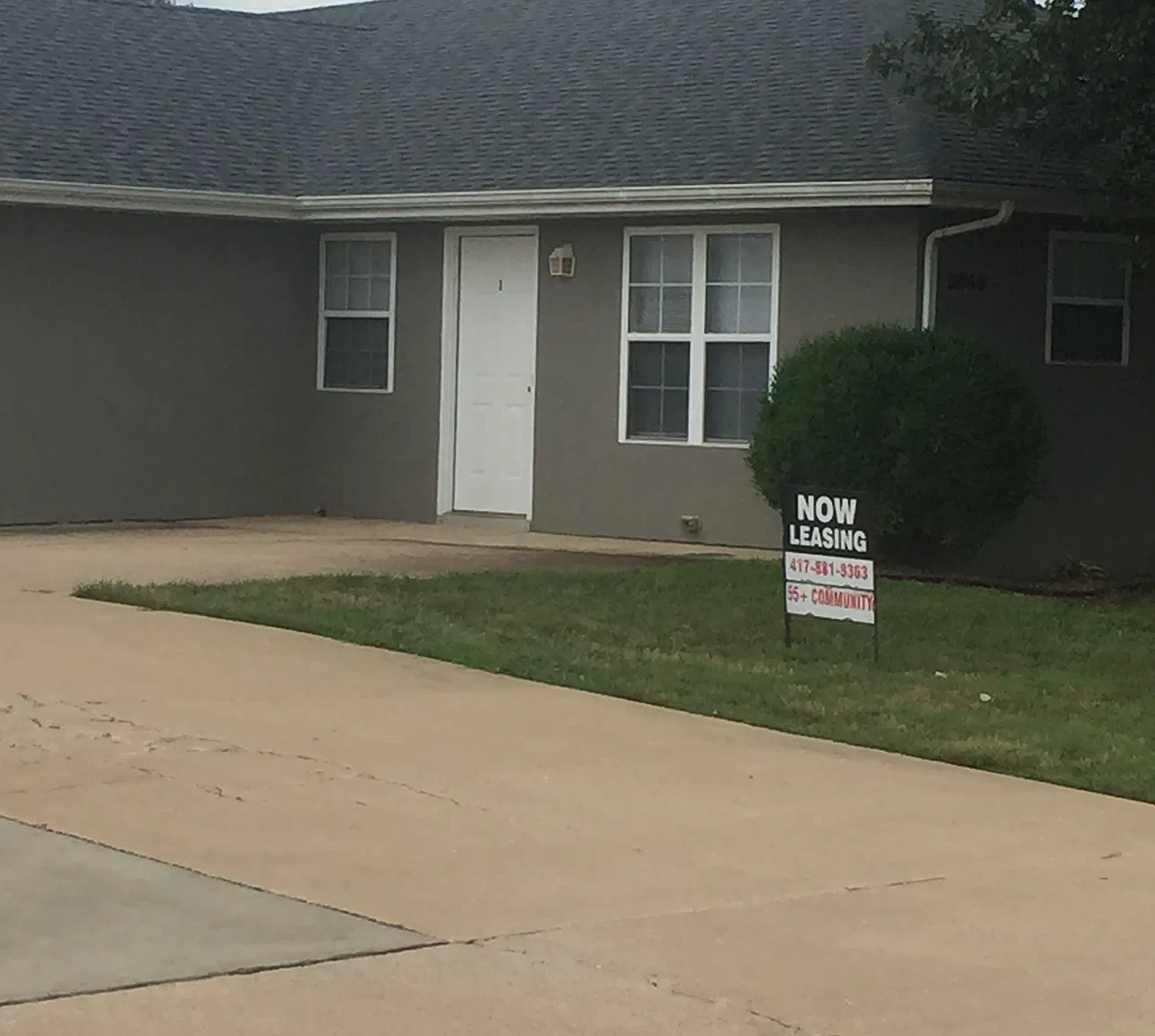 2 bed, 1050 sqft, $950 — Photo 1