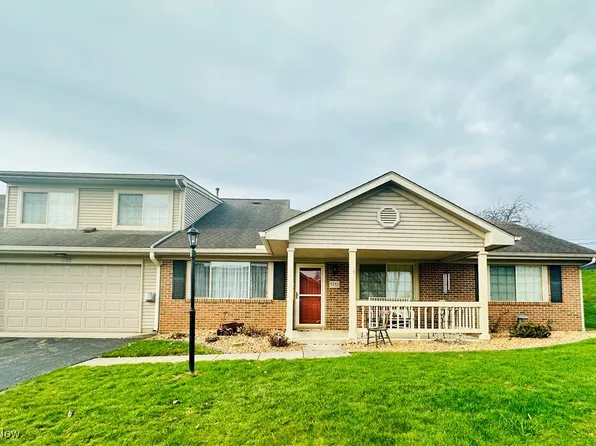 3782 Colony Hill Dr, Zanesville, OH 43701