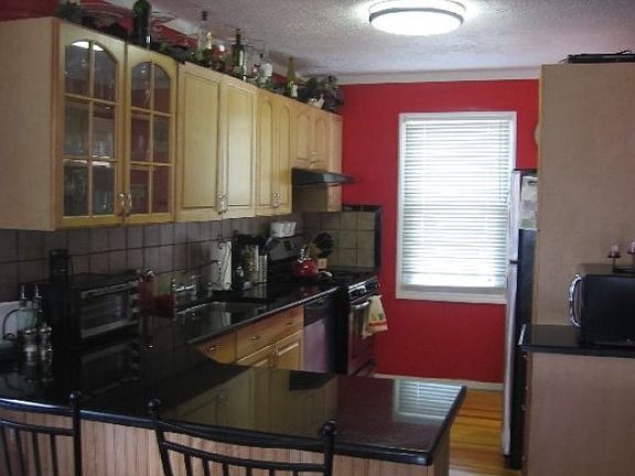 2nd image of 59 Martens Ave