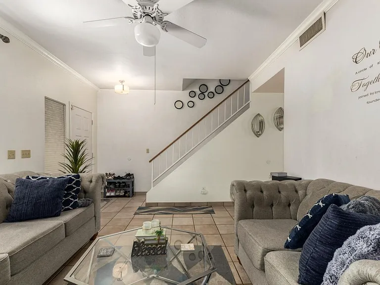 500 N Roosevelt Ave #115-1 — Photo 13