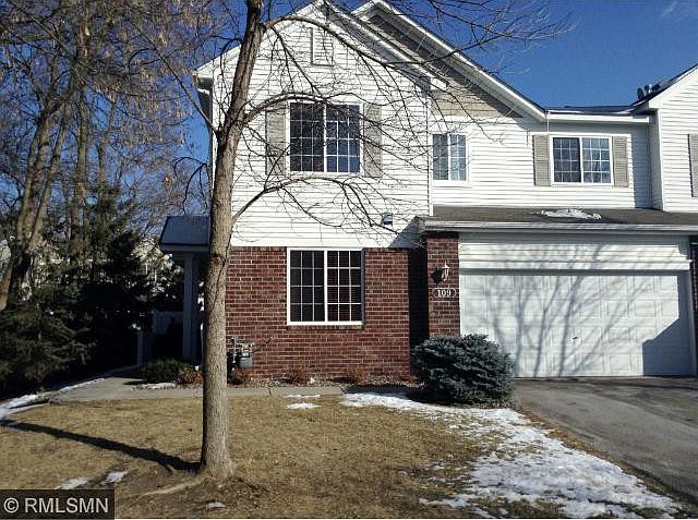 1st image of 109 River Woods Dr W