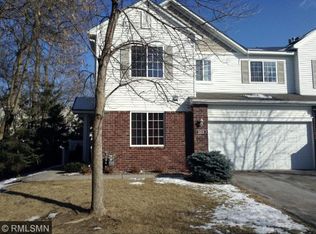 109 River Woods Dr W, Saint Paul Park, MN 55071