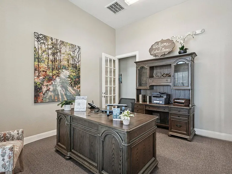Leasing office
