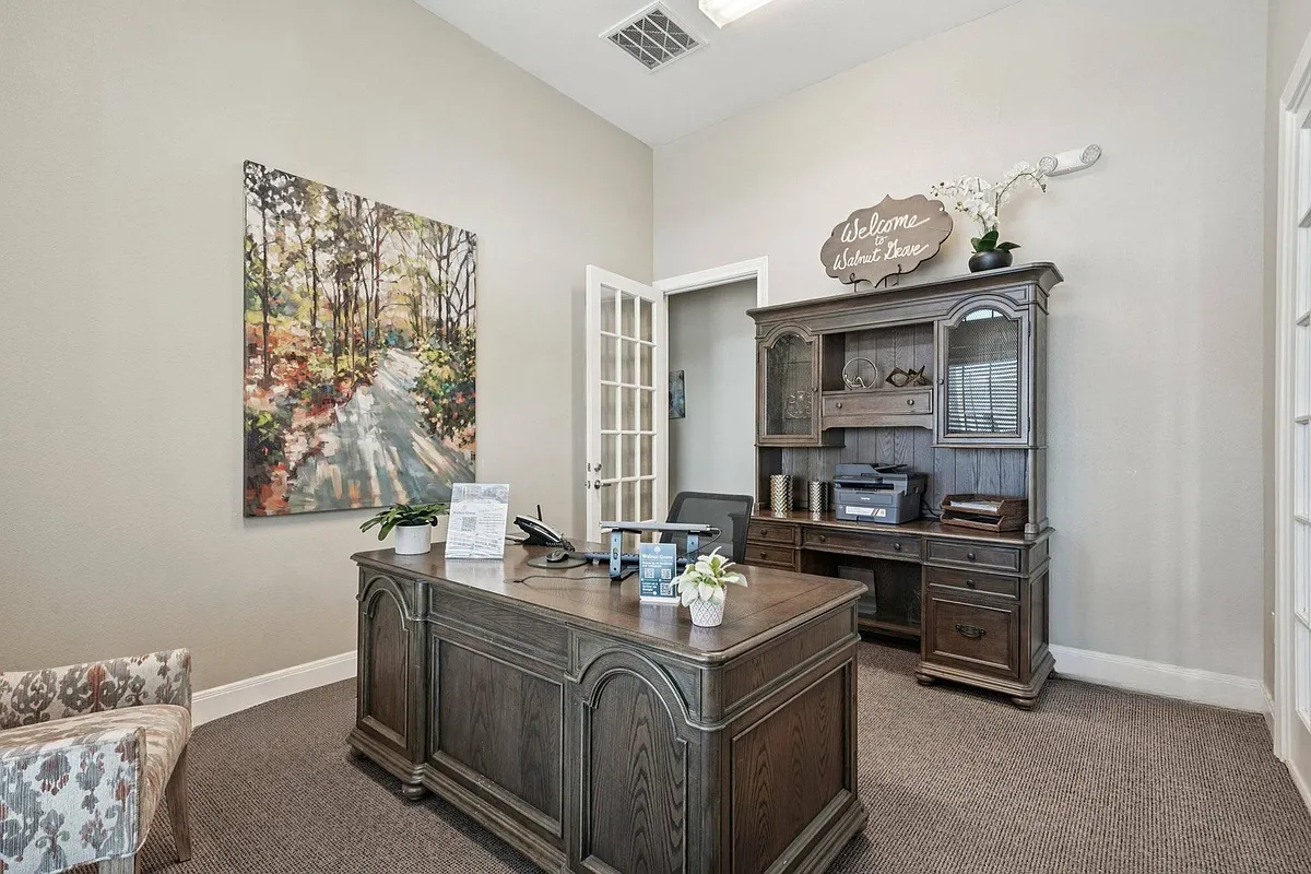 Leasing office - Walnut Grove