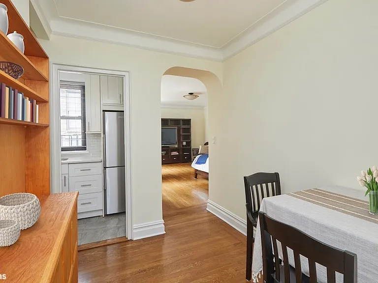 29 W 65th St #5E — Photo 1