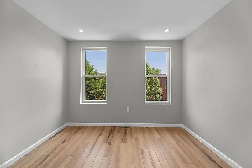 4 bed, 1280 sqft, $2,150 — Photo 2