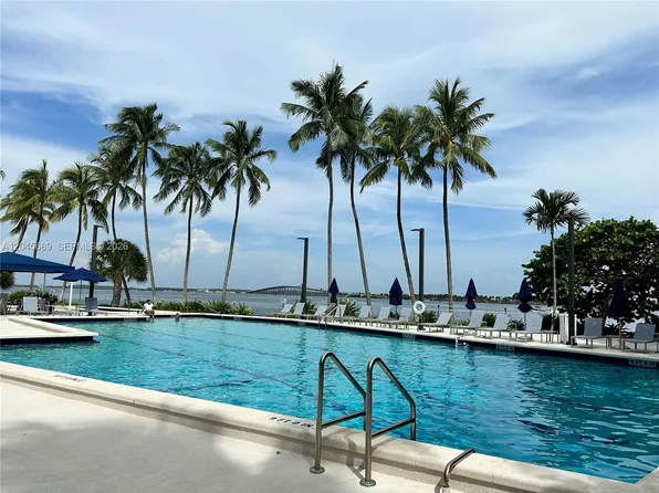 2333 Brickell Ave, Miami, FL