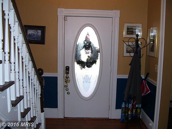 3rd image of 816 Wolfe St
