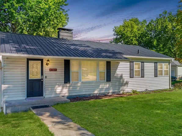 1701 Rosewood Ln, Chillicothe, MO 64601