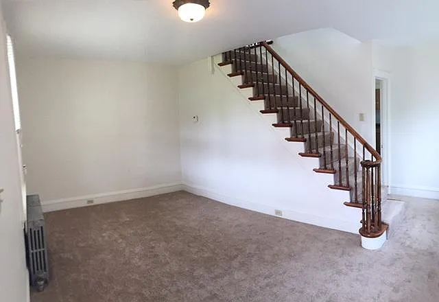 103 E Vine St — Photo 4