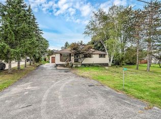 5111 White Church Rd E, Hamilton, ON L0R 1W0