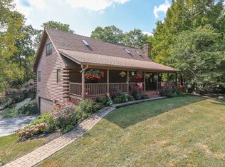 5352 S Hilltop Farms Dr, Franklin, IN 46131