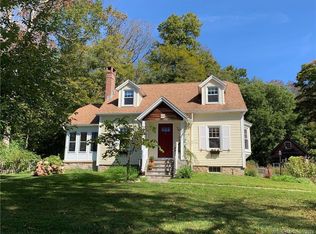 714 Storrs Rd, Mansfield, CT 06268